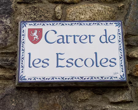 CK12RW53_07 Rue des Ecoles sans Vieux Campeur