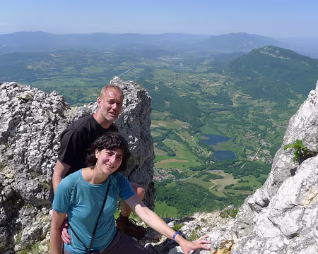 PXL024 Pierre et Séverine, dans la montée à la Dent du Chat.