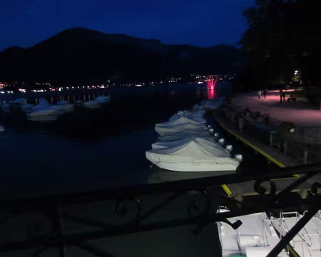PXL145 Balade nocturne dans Annecy avant le départ du train