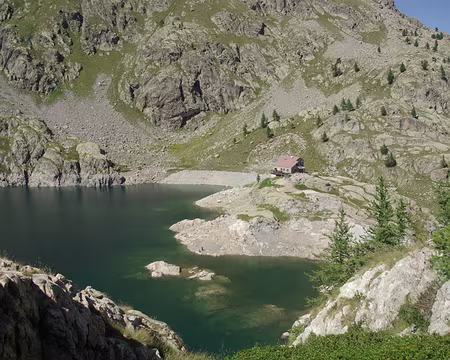 Le lac Vert : refuge en vue ! Le lac Vert : refuge en vue !