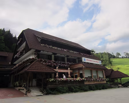 PXL021 J03 repos à la pension Valerija à Jezersko, une bonne adresse :-)