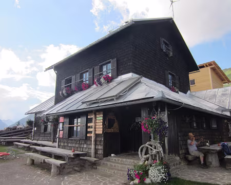 PXL032 le refuge Dom na Kofcah