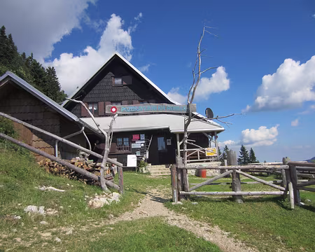 PXL044 Roblekov Dom (citerne d'eau de pluie)