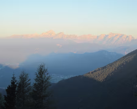 PXL045 J06 de Roblekov dom à Presernova koca