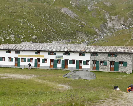 PXL082 refuge Vittorio Sella