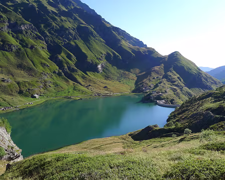 PXL038 Montée au dessus du lac de Malciaussa.
