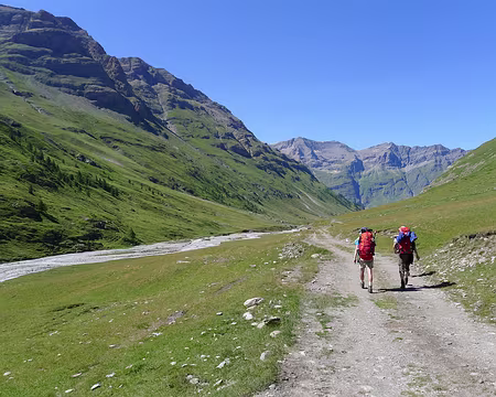 PXL095 Dans la vallée du Ribon.