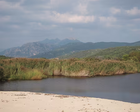 PXL027 Vue vers la montagne de Cagna à partir d'Erbaju