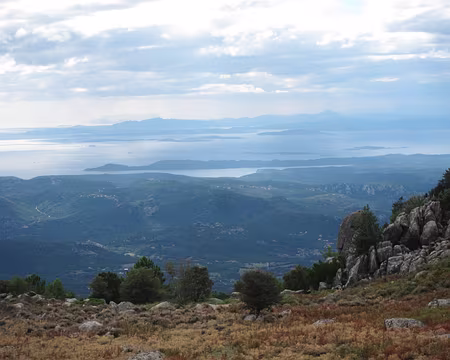 PXL156 Vue sur les îles Lavezzi et la Sardaigne