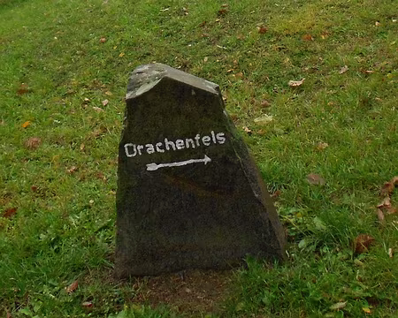 PXL019 Vers le Drachenfels 