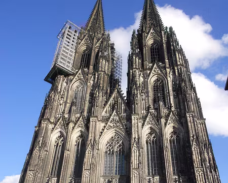 PXL031 ...et sa cathédrale 