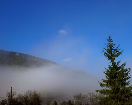 PXL082 5ème jour - Nous quittons Senez sous un soleil encourageant.