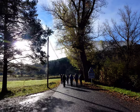 PXL084 L'humidité de la veille s'évapore peu à peu.