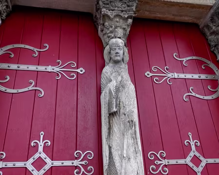 PXL008z1275 St Loup, XII éme siècle