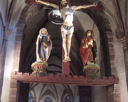 PXL043 sa poutre de gloire, son rétable,