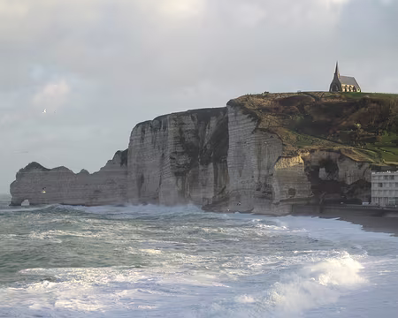 PXL033 Étretat, Notre Dame de la Garde