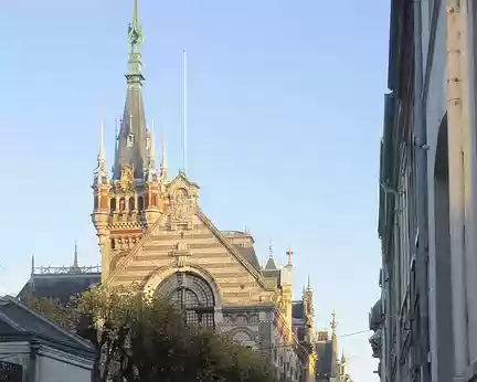 PXL082 direction le palais-musée de la Bénédictine