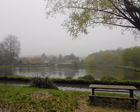 PXL002 Etang de St-Hilarion sur le cours de la Guéville