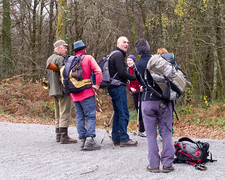 PXL034 Un chasseur aimant de son cor