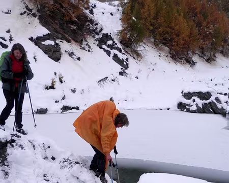 PXL056 Traversée de torrent à Aiguilles