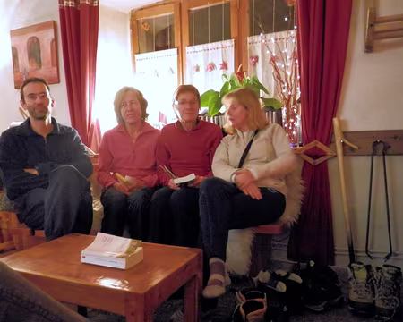 PXL068 Au coin du feu à la Baïta du Loup.