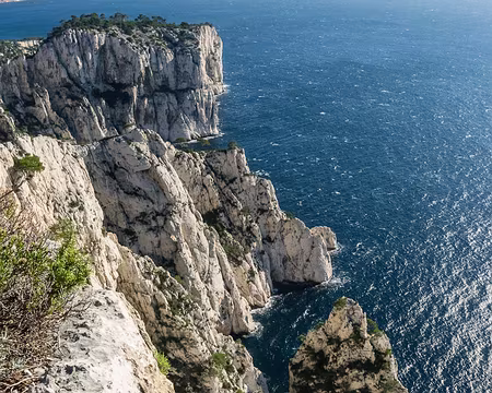 Falaises du Devenson (entre 100 et 150 m de vide) Falaises du Devenson (entre 100 et 150 m de vide)