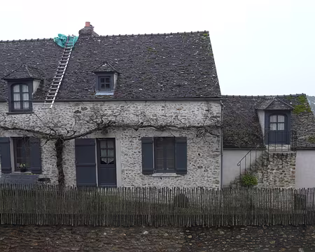 PXL000 Monfort l'Amaury