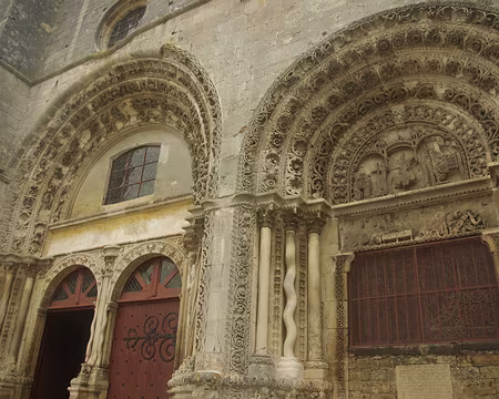 Collégiale Saint-Lazare d'Avallon Collégiale Saint-Lazare d'Avallon