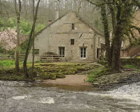Moulin à eau sur le Cousin Moulin à eau sur le Cousin