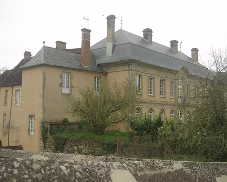 Gîte d'étape (!) à Domecy-sur-le-Vault Gîte d'étape (!) à Domecy-sur-le-Vault