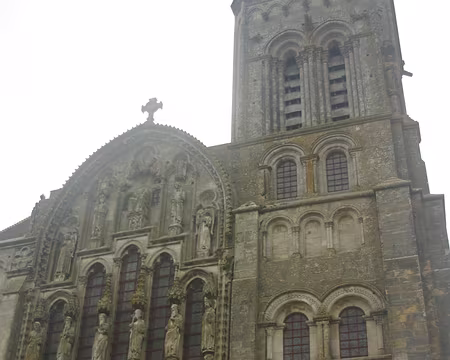 Vézelay (basilique Sainte-Marie-Madeleine) Vézelay (basilique Sainte-Marie-Madeleine)