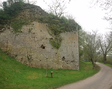 Remparts de Vézelay Remparts de Vézelay
