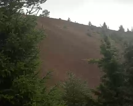 Pente minérale comme sur un « vrai » volcan Pente minérale comme sur un « vrai » volcan