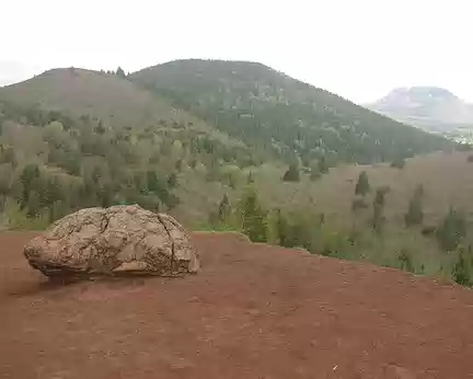 Bombe volcanique (puy de la Vache) Bombe volcanique (puy de la Vache)