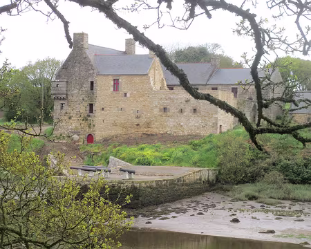 PXL091 joli manoir sur l'aber Ildut