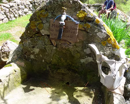 PXL024 Mais il y a aussi une douche !