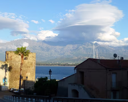 PXL232 Un nuage à faire peur