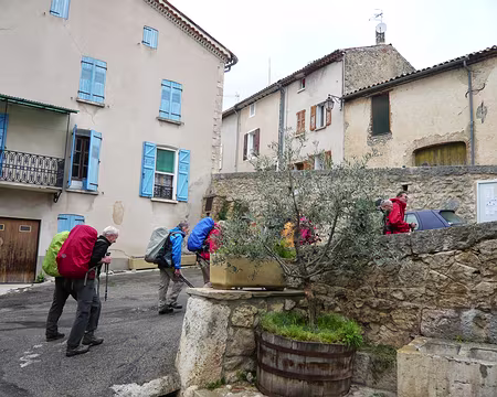 PXL009 5 mai. De St-Martin-de-Brômes à Vénascle, près de Moustiers-Ste-Marie.