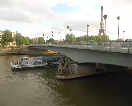 PXL025 Le zouave du Pont de l'Alma