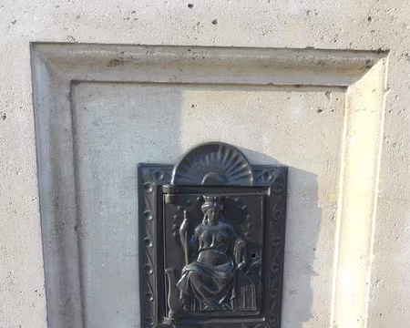 PXL023 Plaque apposée sur le Pont Neuf