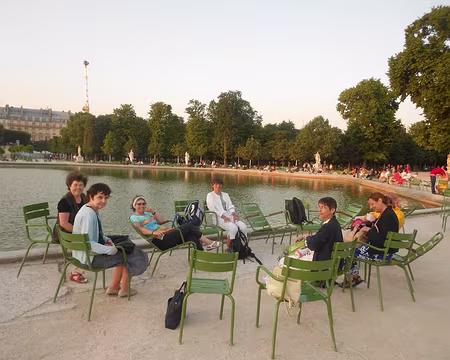 PXL037 Pique-nique vespéral aux Jardins des Tuileries