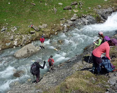 PXL078 Traversée du torrent de la Rocheure : impossible d'y échapper.