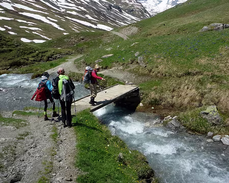 PXL086 Première passerelle : aucun volontaire pour le prendre à gué ?