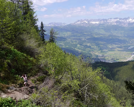 PXL020 La montée offre des panoramas grandioses