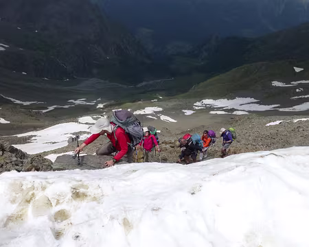 PXL058 Qui se termine par un névé raidasse.