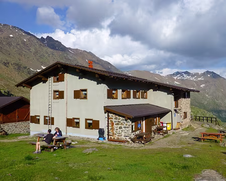 PXL088 le refuge Dorigoni (qui est dans le Trentin)