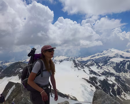 PXL150 Agnès contente d'arriver.