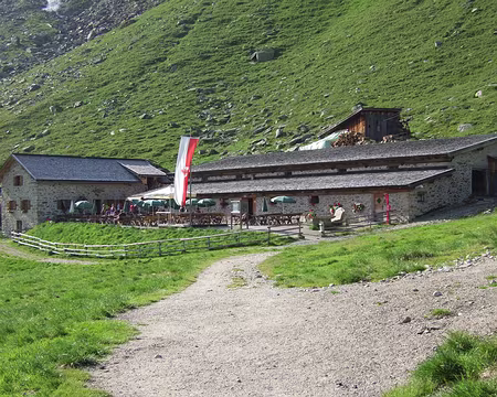 DSCF4979 Refuge Oberkaser Alm