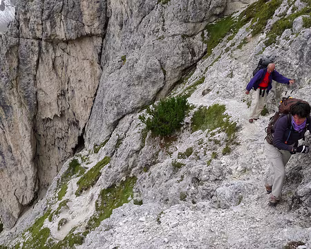 PXL149 Heureusement, car le terrain est assez exposé.