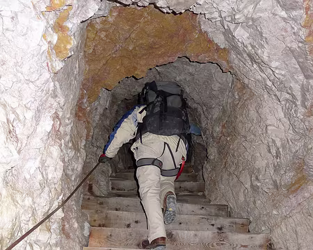 PXL172 Sur le Sentiero De Luca/Innerkofler. Partie souterraine.